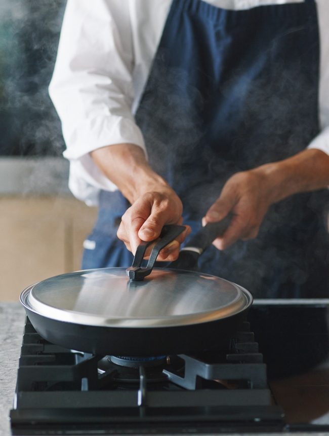 Vermicular Oven-Safe Lightweight Japanese Cast Iron Frying Pan, 4